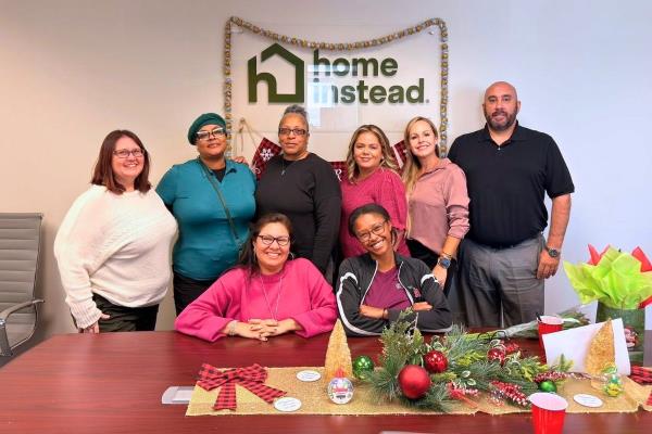 Home Instead Celebrates the Best Caregivers of 2025 in Goodyear, AZ