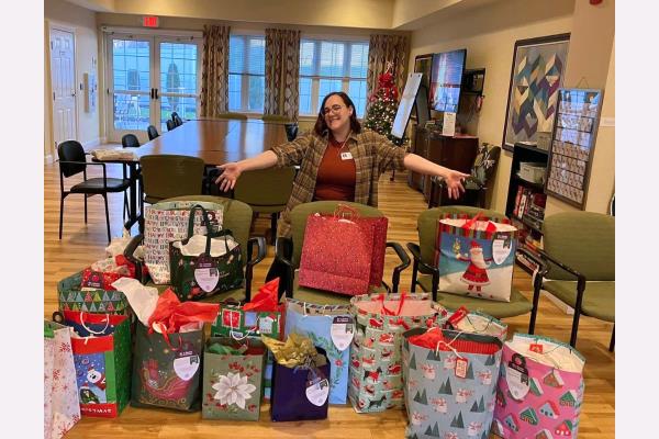 Home Instead Celebrates Spreading Joy with Be a Santa to a Senior in Melrose, MA