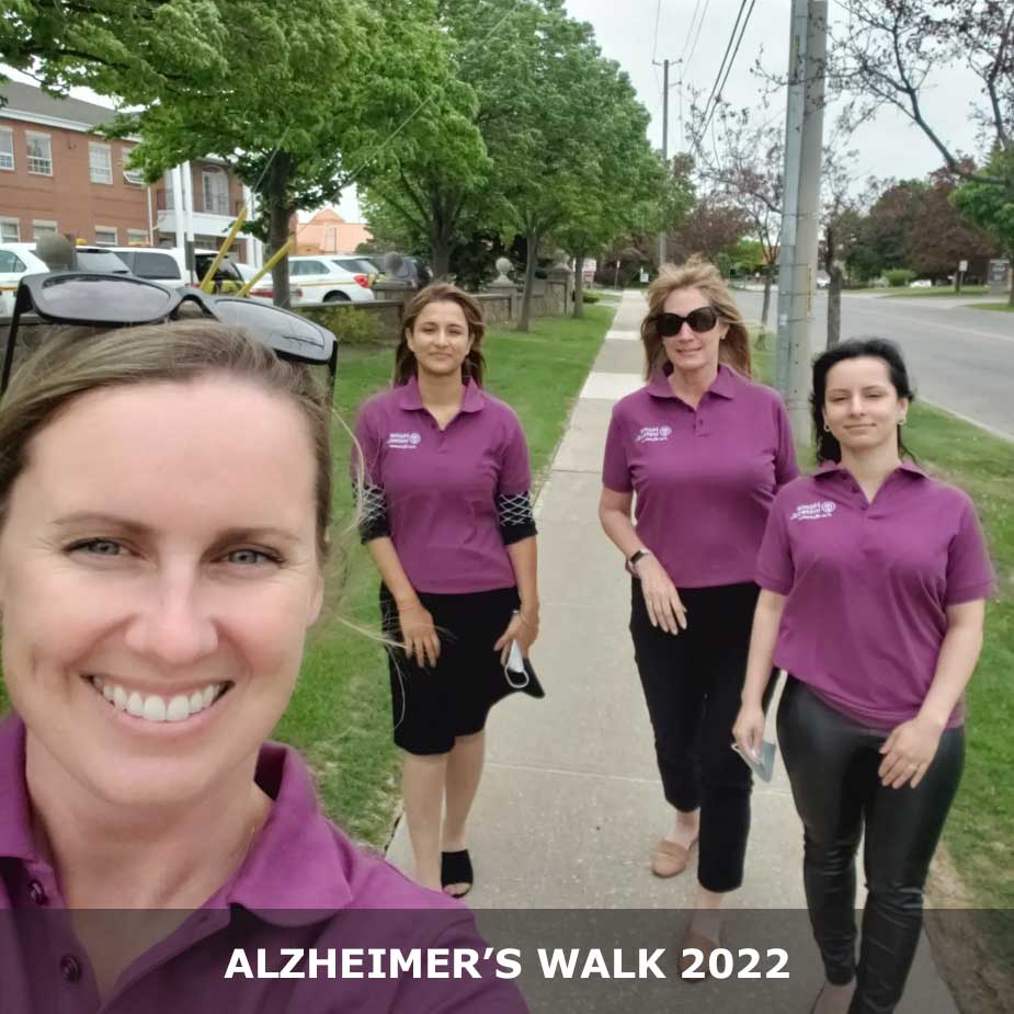 Home Instead Staff walking to support Alzhemier's