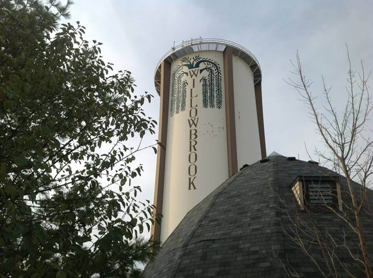 Water tower in Willowbrook, IL