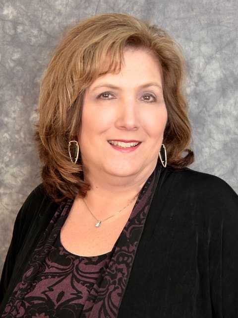 Jackie Robb, General Manager