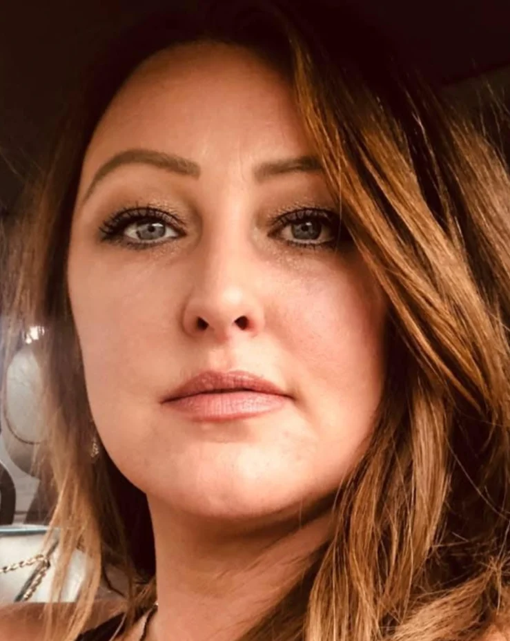 stephanie hansen headshot
