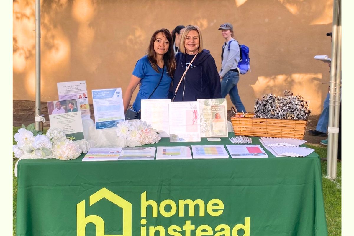 Home Instead Supports the Wiggle Waggle Walk & Run in Pasadena, CA