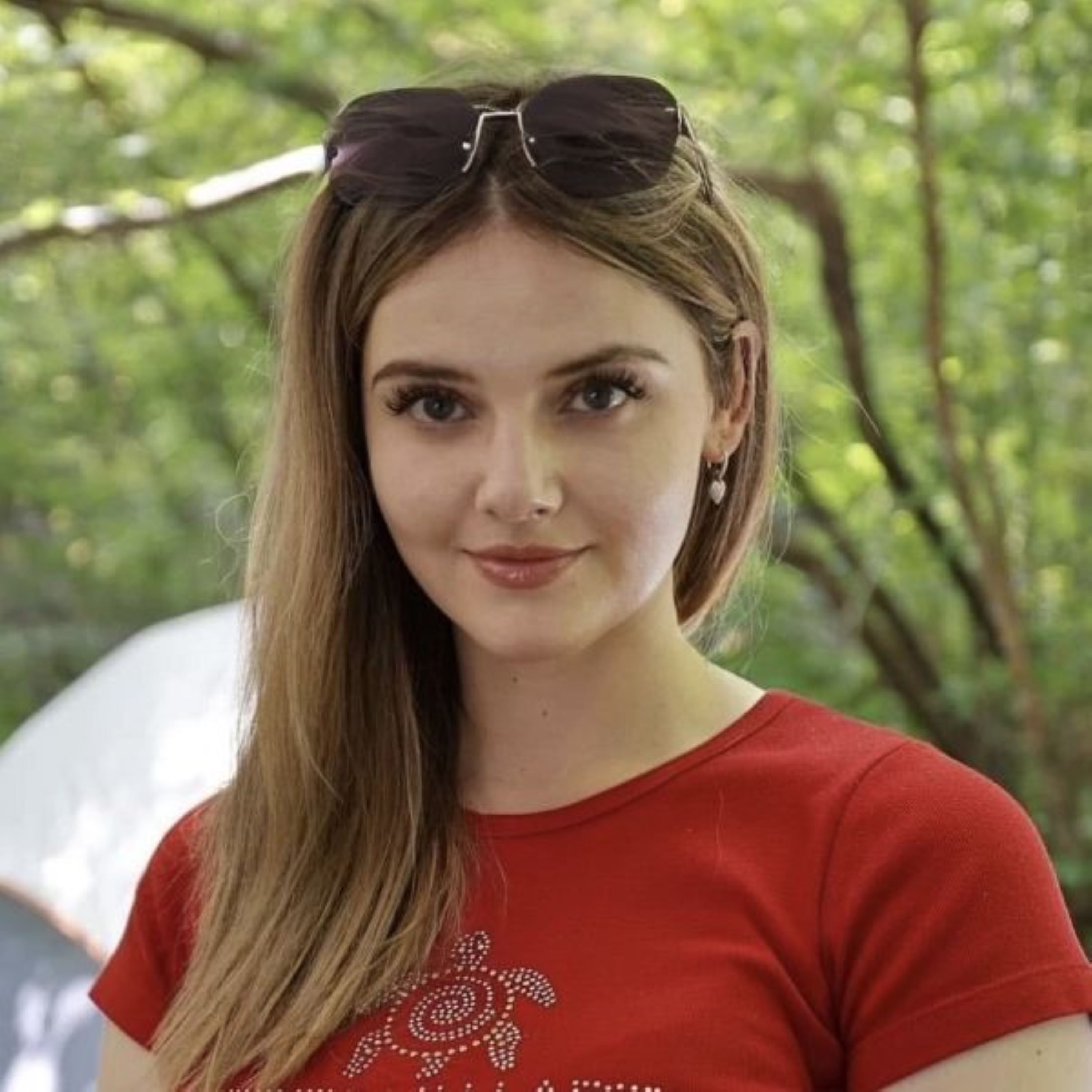 Olya Profile Pic 