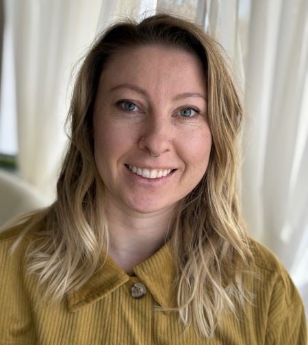 Sierra Behringer Bills Headshot 2025 resize 2