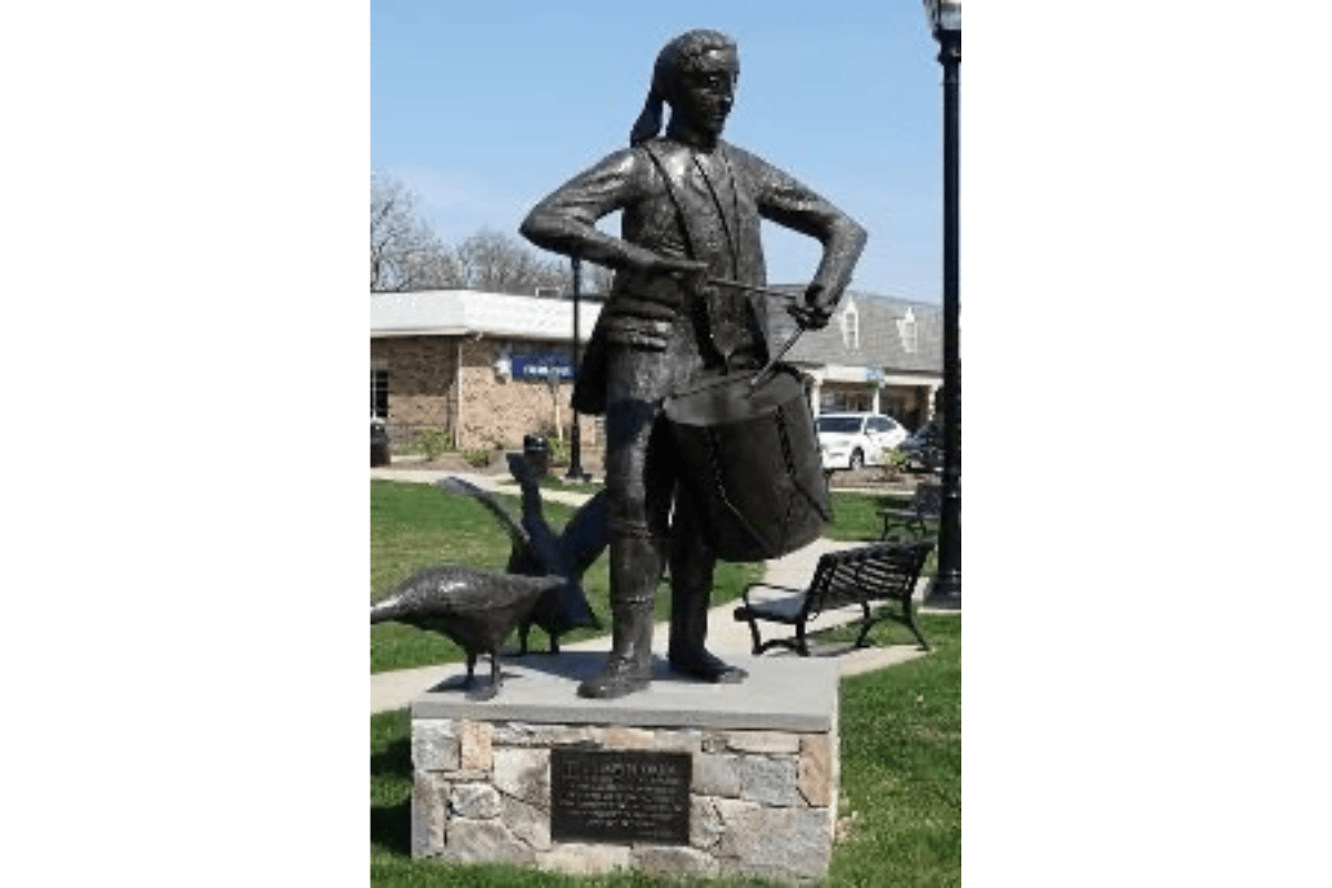 Bloomfield Drummer Boy Statue