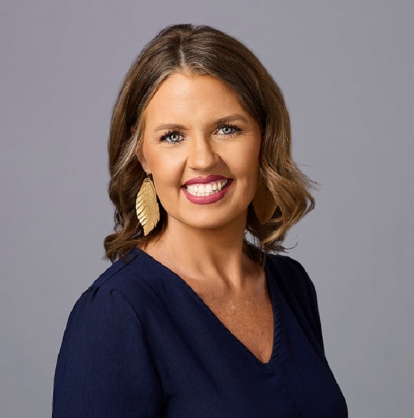 Kristin Head shot