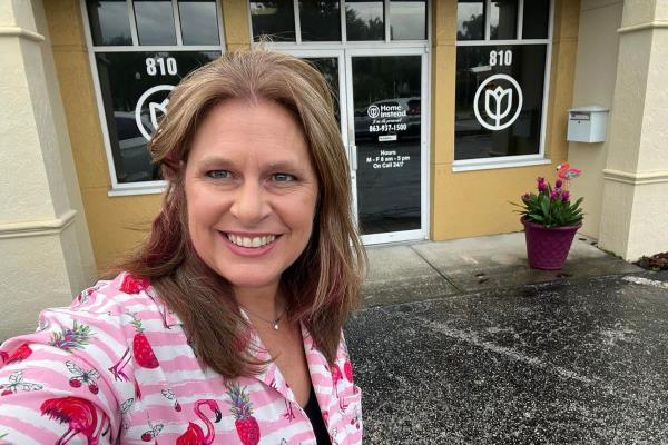 Kari Ann Gomez Celebrates 5 Years of Ownership at Home Instead of Lakeland, FL!