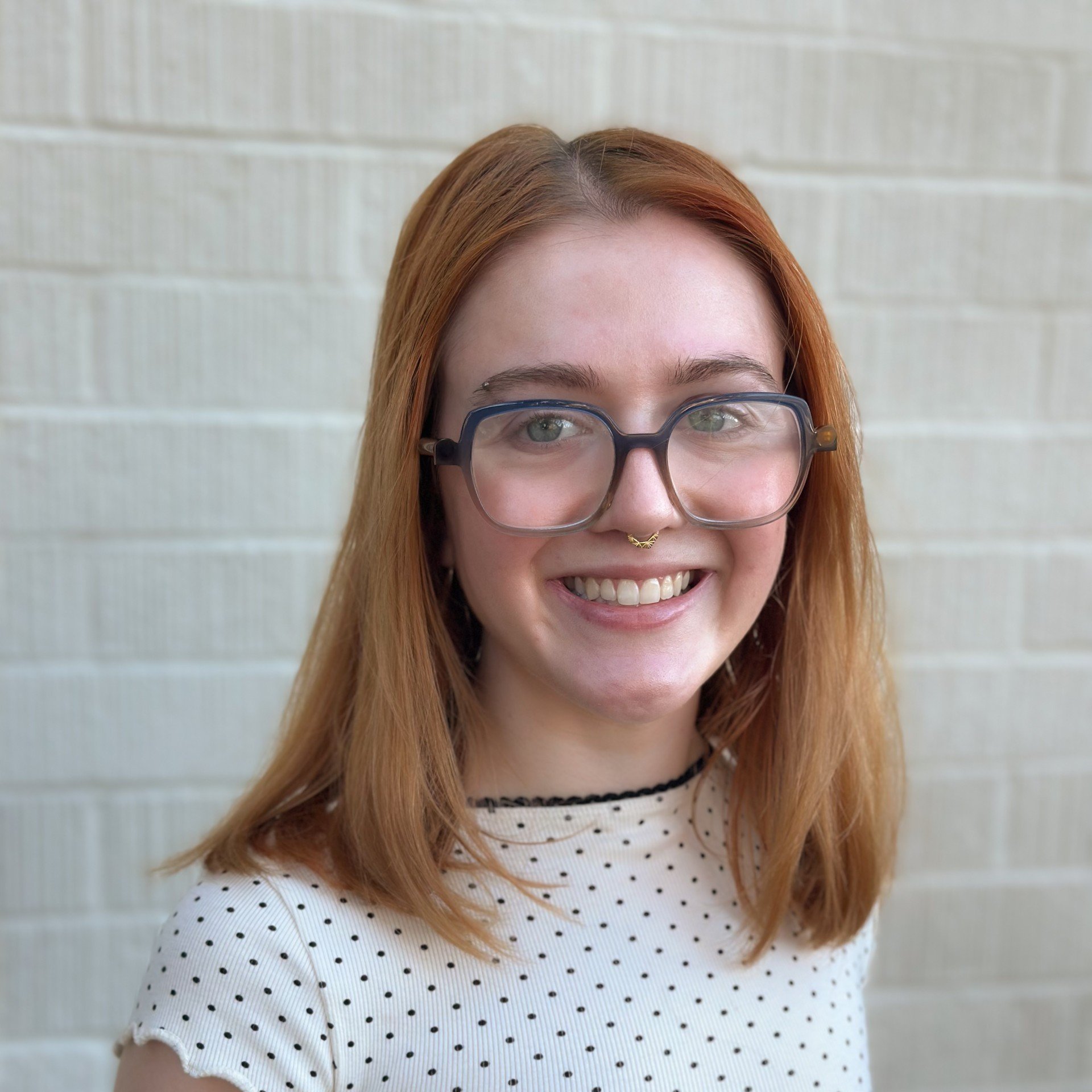 Elle Machmer bio size