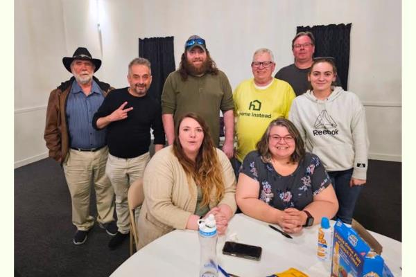 Home Instead Takes Second at Alzheimer’s Support Trivia Night in Jacksonville, IL
