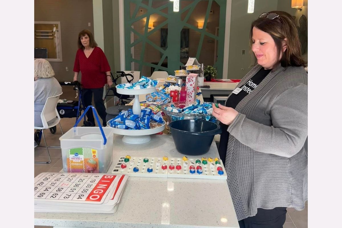 Home Instead Supports Bingo Day at The Oaks in Plainfield, IN