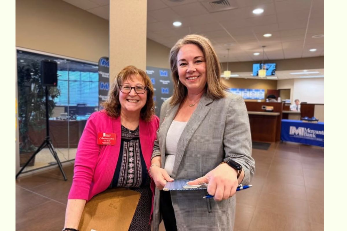 Home Instead Joins Business After Hours in Quincy, IL