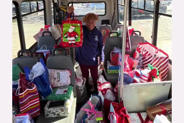 Home Instead Delivers Joy With 2023 Be a Santa to a Senior Program in New Orleans