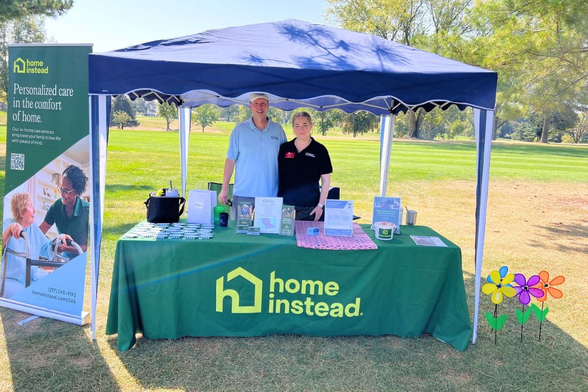 Home Instead Tees Up for Fun at the Quincy Chamber Fall Classic