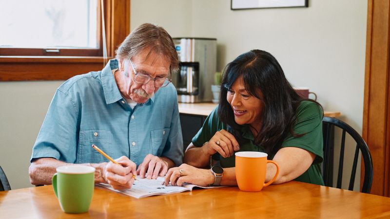 Home Instead caregiver with senior client in Ramsey, NJ