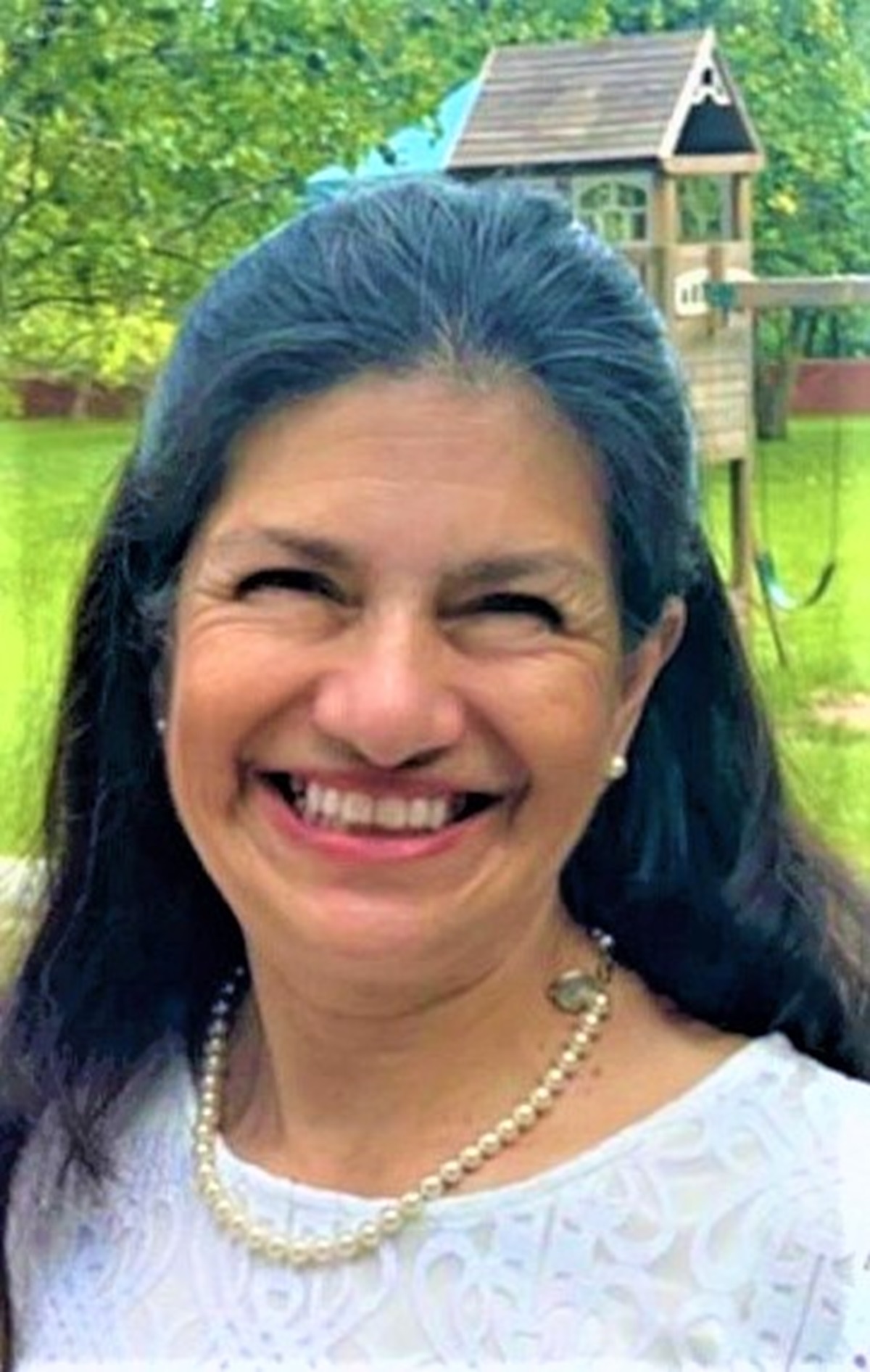 Susana Alva, Caregiver