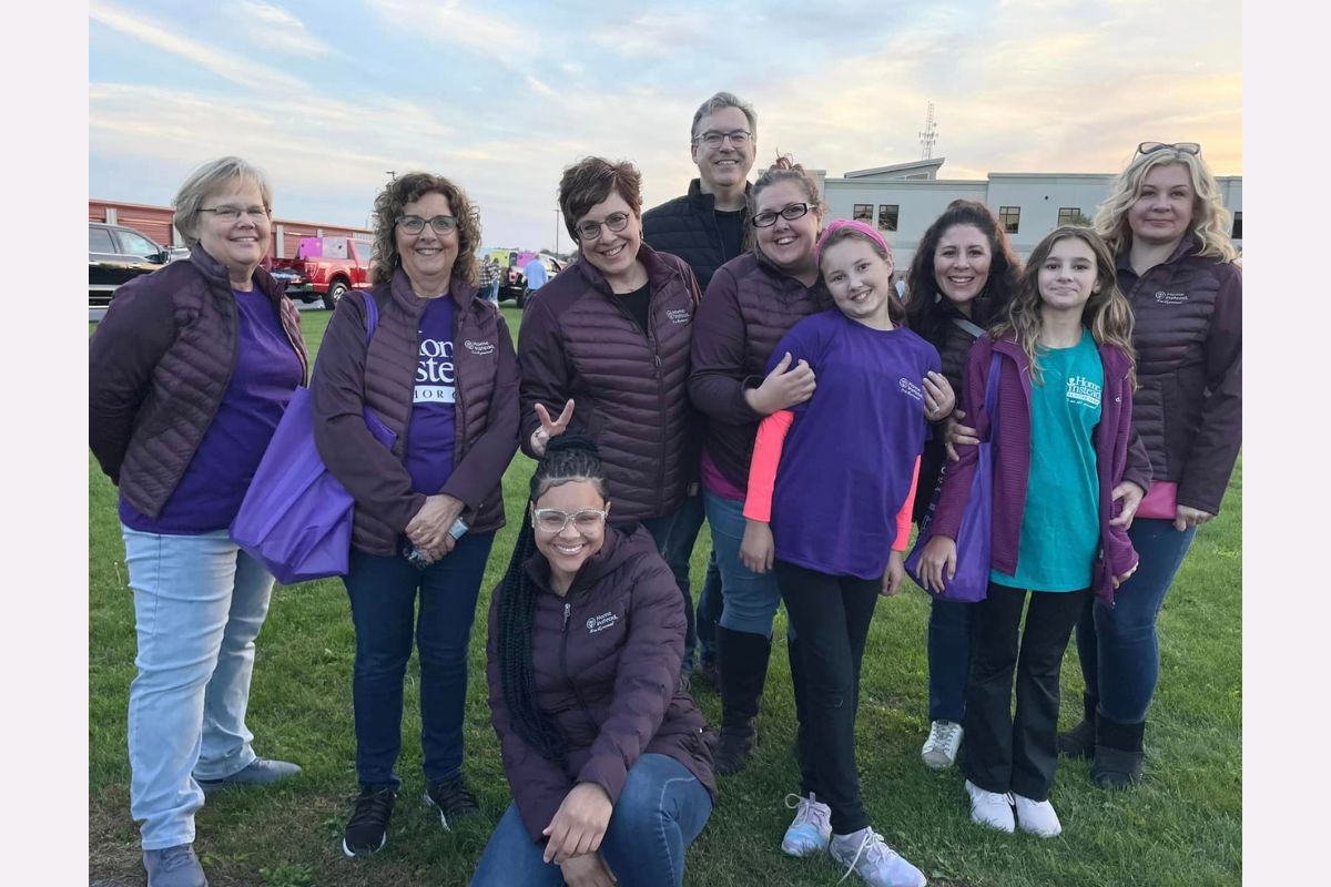 Home Instead Spreads Joy at the Manheim Farm Show Parade