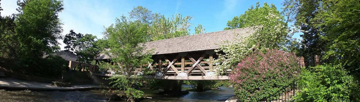 Wooden covered bridge in Willowbrook, IL