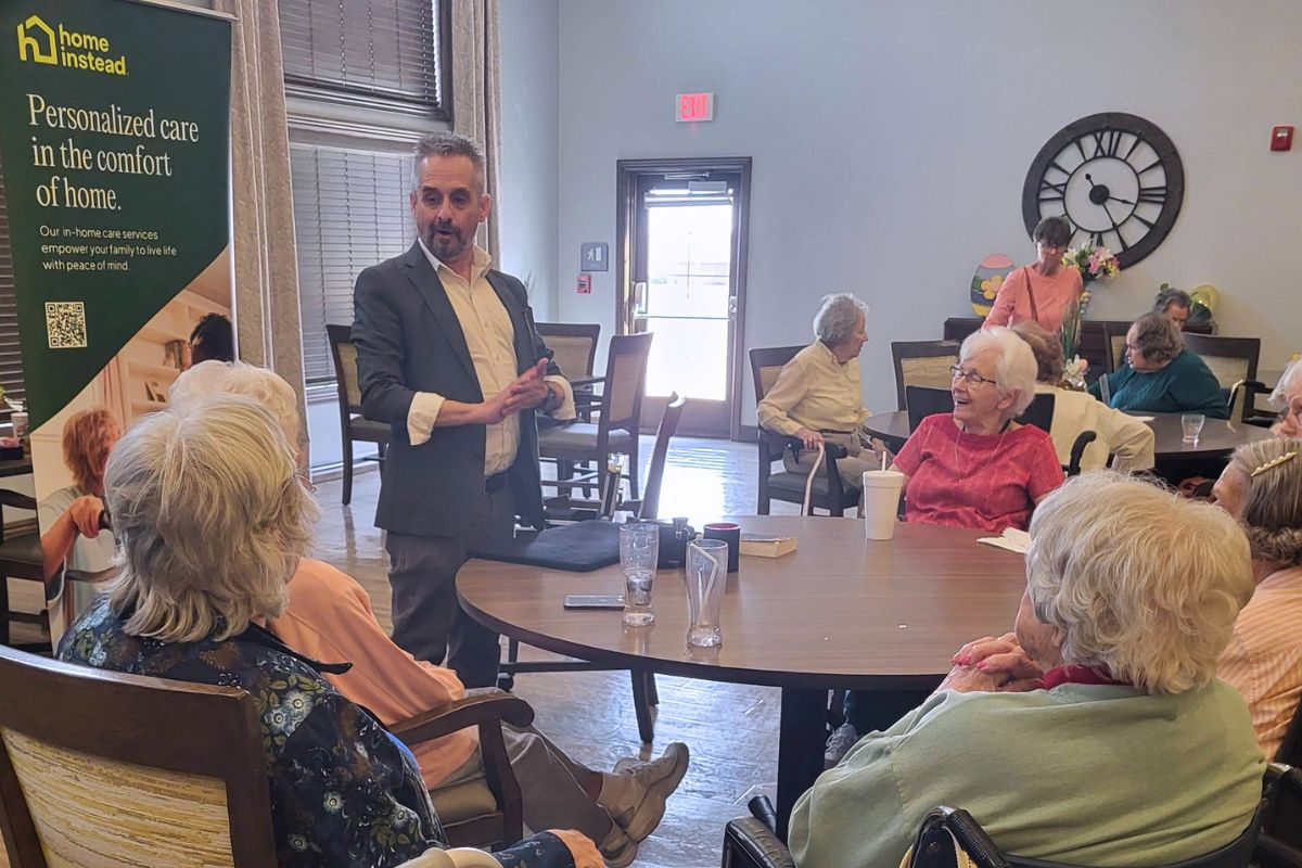 Home Instead Magic with Seniors in Jerseyville, IL