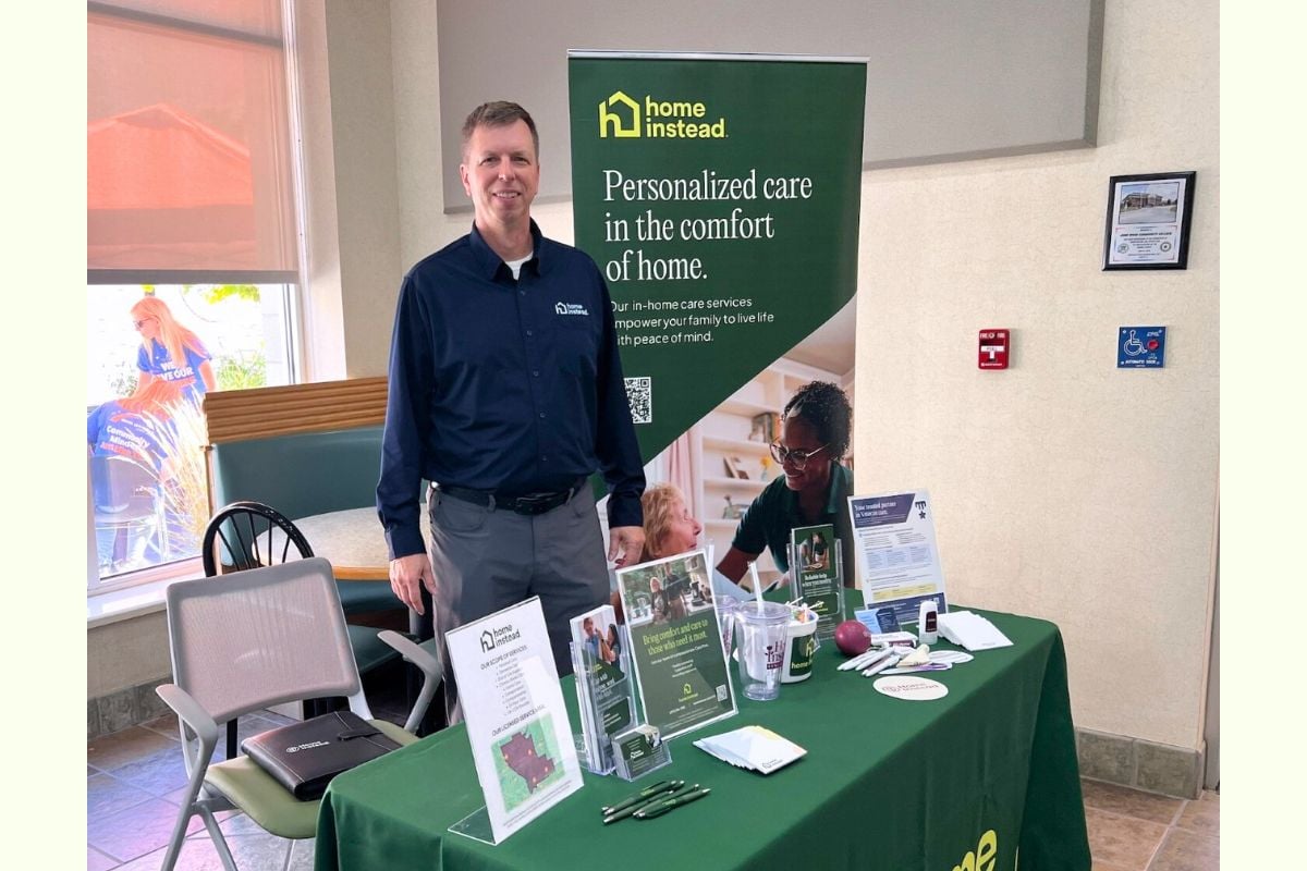 Home Instead Connects with Future Caregivers at JWCC Resource Fair in Quincy, IL