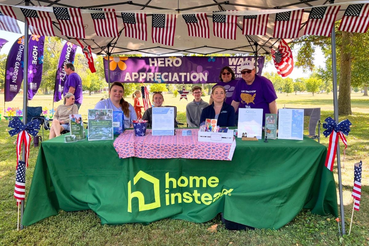 Home Instead Walks to End Alzheimer's in Jacksonville, IL