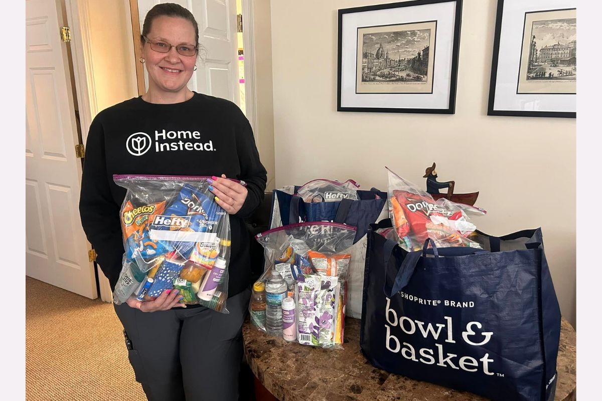 Home Instead Caregivers Create Blessing Bags for the Homeless - hero