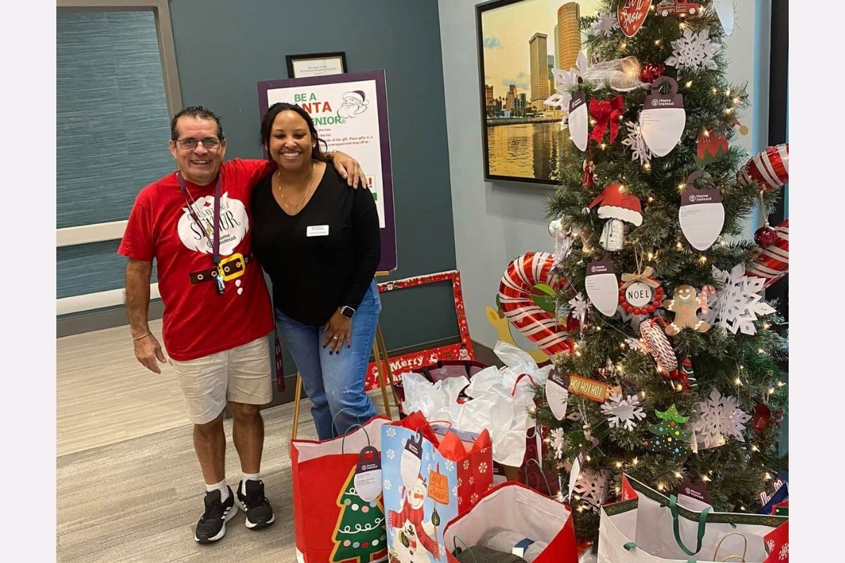 Home Instead Celebrates Be a Santa to a Senior Success in Lakeland, FL