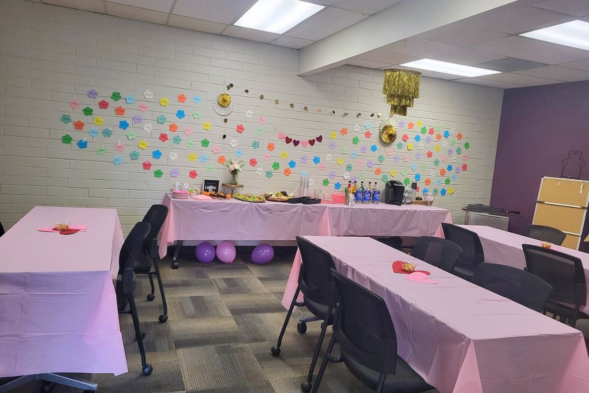 Home Instead Hosts National Caregiver Day Celebration in Portland, OR