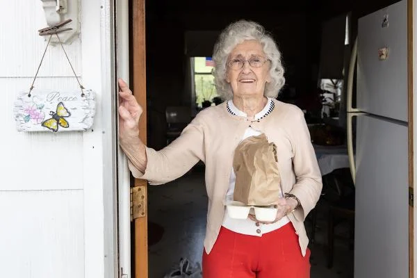 Home Instead Partners with Meals on Wheels